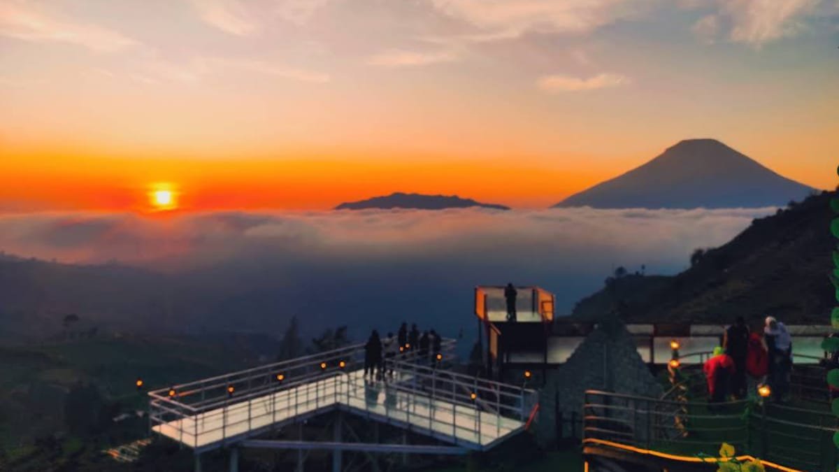 Matahari Terbit di Maha Sky Baru Angkruk